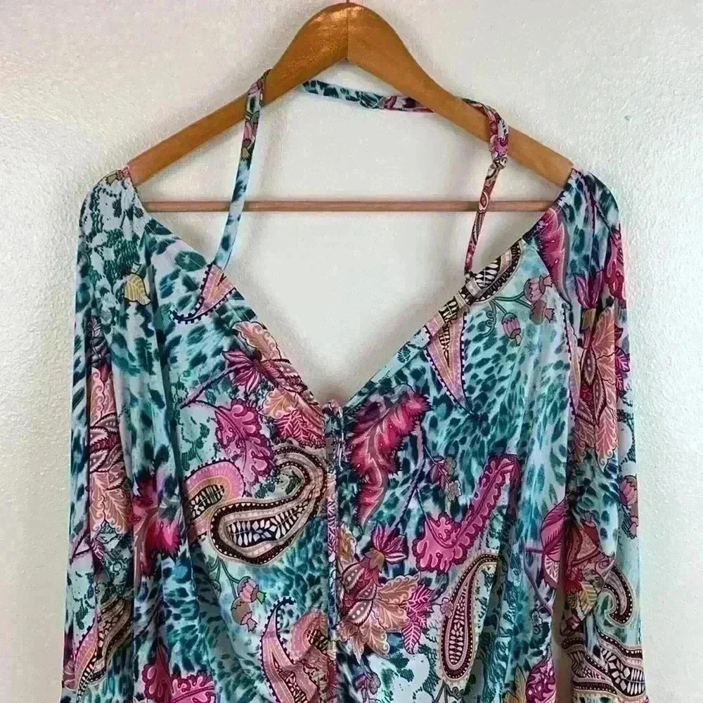 VENUS cold shoulder bell sleeve top on bright colors and animal print 3X - Picture 2 of 7